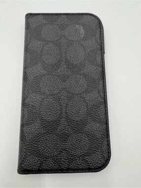 Coach iPhone 15 Pro Black/Grey Leather Signature Folio Phone Case